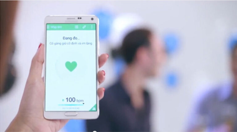 Dùng app trên smartphone để đo nồng độ oxy trong máu